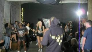 Behind the scenes with Pixie Lott on Boys and Girls shoot!