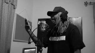 Drake - Free Smoke ( FanGoingHam Remix )