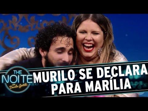 Murilo Couto se declara para Marília Mendonça | The Noite (04/09/17)