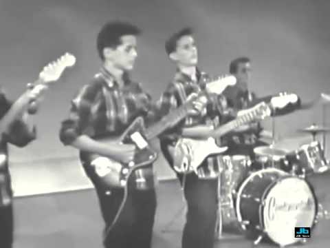 The Continentals - Thunderbird  (Ted Mack Show, July 9, 1961)