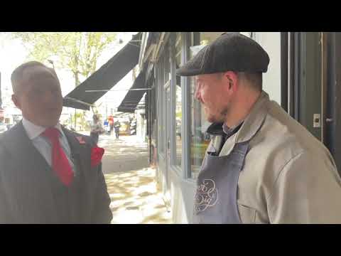 ローマ人は景色を見に来たのではなく、ロンドンはビジネスで成り立っていたのだ！？?? (THE ROMANS DID NOT COME FOR THE VIEW...LONDON WAS BUILT ON BUSINESS! ??)