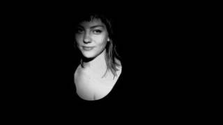 Angel Olsen - If It&#39;s Alive, It Will