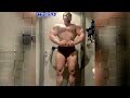 240lb bodybuilder show prep posing