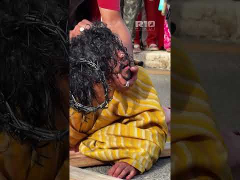 Fiéis revivem a Paixão de Cristo durante emocionante Via Sacra em Piripiri | Cobertura R10 Piaui