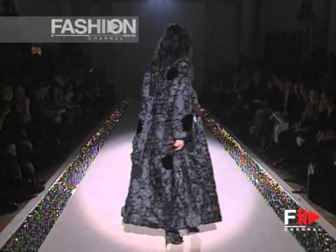 Fashion Show "Maurizio Galante" Haute Couture Women Spring Summer 2003 Rome 3 of 4