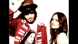 Angus and Julia Stone - Private Lawns HD