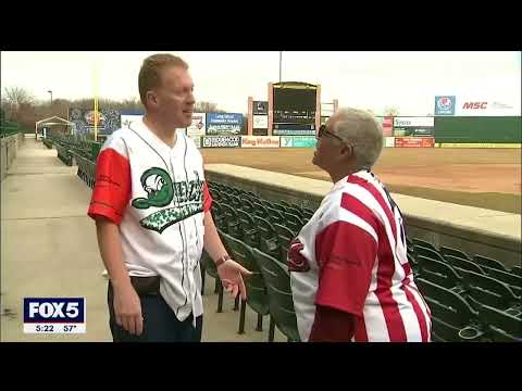 Long Island Families Host Ducks Players