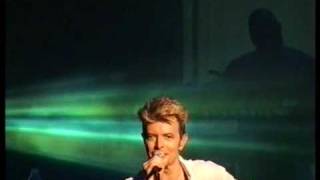 David Bowie - Dead Man Walking / White Light/White Heat (Shepherds Bush Empire - 12.08.1997)