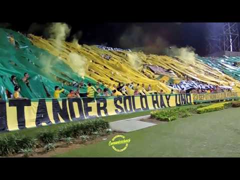 "La hinchada del Oriente Colombiano - Atlético Bucaramanga Vs. PuPuta" Barra: Fortaleza Leoparda Sur • Club: Atlético Bucaramanga