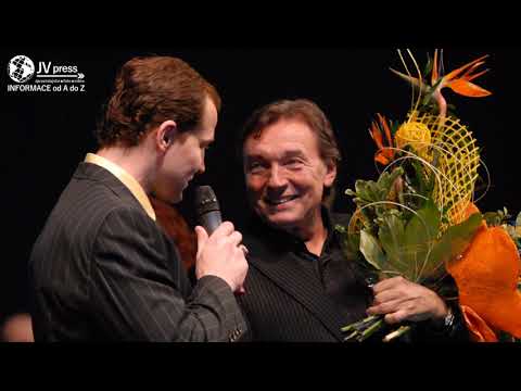 VZPOMÍNKOVÝ ROZHOVOR: Mistr Karel Gott měl pouze jeden nezapomenutelný koncert v Litvínově