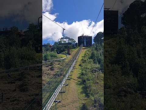 SÃO PAULO Campos do Jordão parque capivari subindo de teleférico