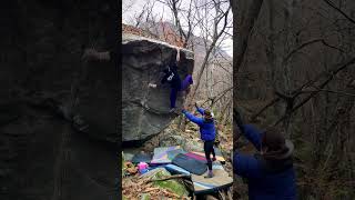 Video thumbnail of Tombola, 8b. Brione