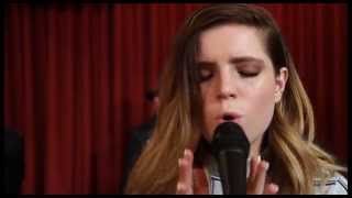 Studio Brussel: Echosmith - Bizarre Love Triangle (New Order cover) (live)