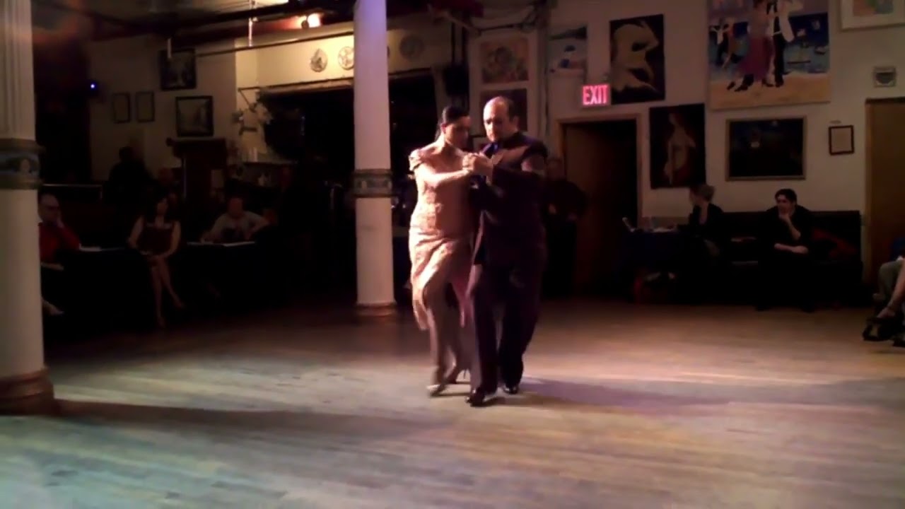 Argentine Tango: Diego Benavidez & Natasha Agudelo - Café Domínguez