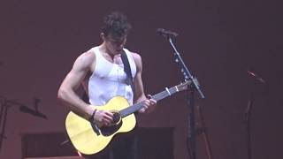 Shawn Mendes - Guitar Solo + Youth intro (Birmingham, UK 09/04/2019)