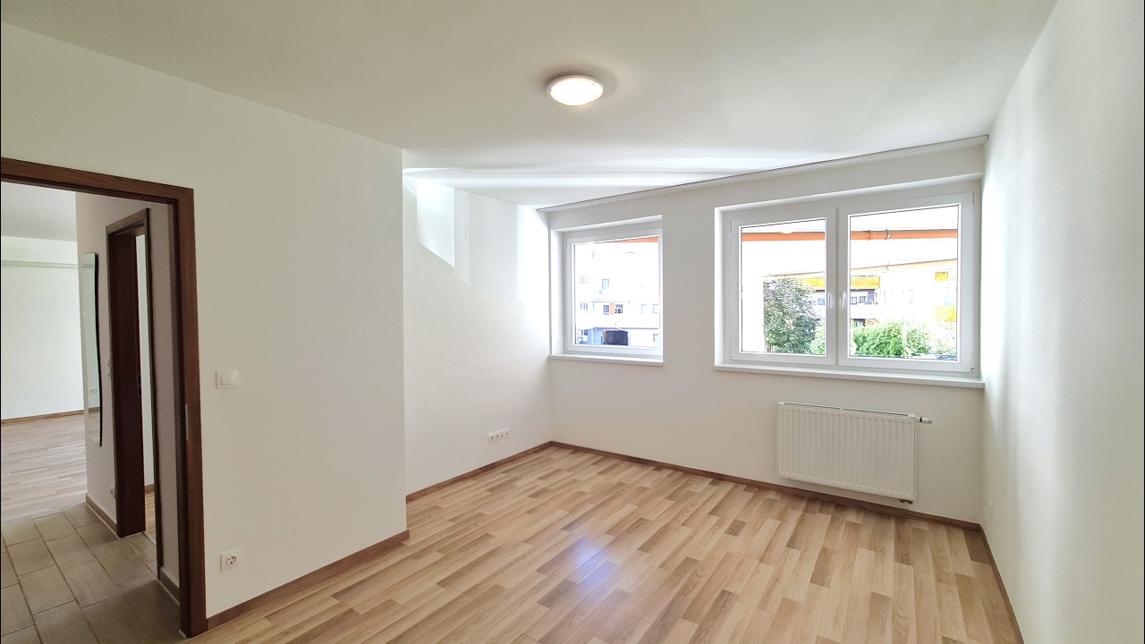Kiadó újszerű iroda, Budapest, XIII. kerület 3 szoba 70 m² 350 E Ft/hó + Áfa