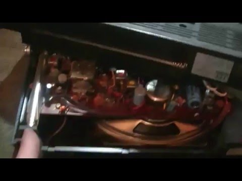Radio vom Flohmarkt aufschrauben und gucken was im Radio rumfliegt - eflose #554
