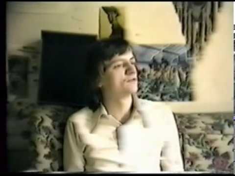 download lagu mp3 mp4 Kay Carroll The Fall, download lagu Kay Carroll The Fall gratis, unduh video klip Kay Carroll The Fall