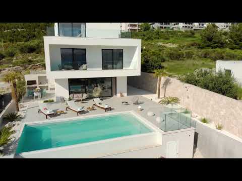 Holiday house Podstrana-real estate video