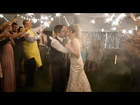 download lagu mp3 mp4 Banana Wedding, download lagu Banana Wedding gratis, unduh video klip Banana Wedding