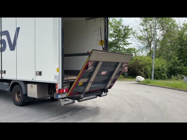 1368223 Skåpbil med öppningsbar sida - Mercedes-Benz Trucks Atego -2018