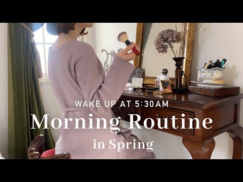 , title : '［春のモーニングルーティン] AM5:30起き | 在宅勤務前の朝活で心地のいい朝を迎える習慣'