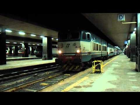 E656.040 + E444.058 in partenza con l' ICN 1959 Roma Termini - Siracusa/Palermo Centrale
