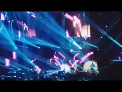 Love the 90's Wizink Center Madrid 12.05.2018 - Alexia "Living on my own(Queen)"