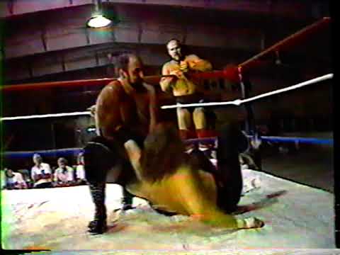 Chi Chi Cruz and Bulldog Bob Brown vs Stephen Pettipas and Leo Burke 1990