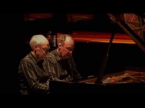 Hans-Peter & Volker Stenzl plays Mozart Sinfonie G Minor KV 550 arranged by Carl Czerny