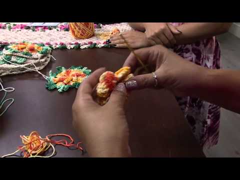 Woman.com 02/09/2015 Crochet flower rugs by Noemi Fonseca Part 1