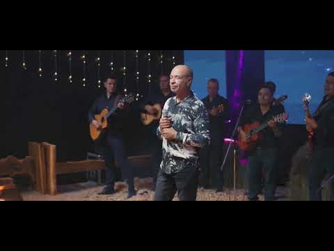 Luis Alberto Posada - Seductora, Explotadora y Algo Más (En Vivo)