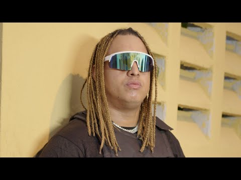 LOS POLIGOMAS Recogiendo Trapero la película