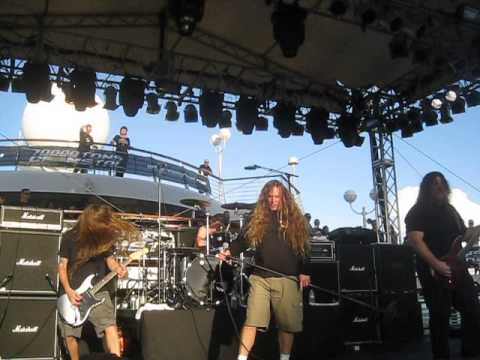 Obituary - Live - 2014 - Song 4 - 70,000 Tons Of Metal