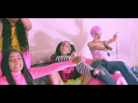 BOOTYCHAAAIN (AUNTY OKAAAY) - MESSROUND