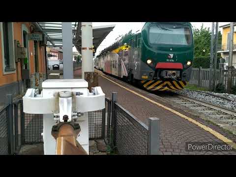 Il passaggio a livello di Cabiate (Como)!