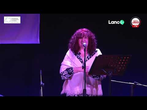 Barro Tal Vez/ Viviana Ferrer (voz), Esteban Cuvertino (piano) y John Uribe (guitarra)