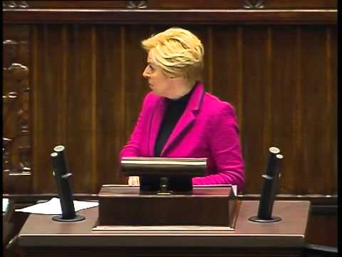 Jadwiga Wiśniewska alarmuje o przepełnionych domach małego dziecka