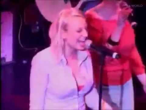 Zero 7's Very First Live Performance (Live at Shepherds Bush Empire - 2001) [Distractions + Destiny]