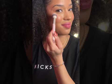 Vår makeupartist Kathleen visar vårens hetaste kindglow