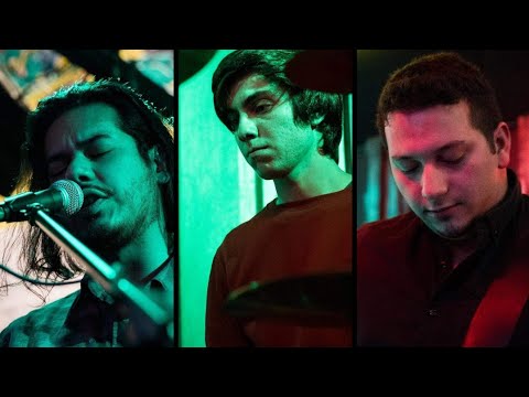 Sin Cura en Bar Prócer (Faith No More, The Police, Nirvana, Metallica)