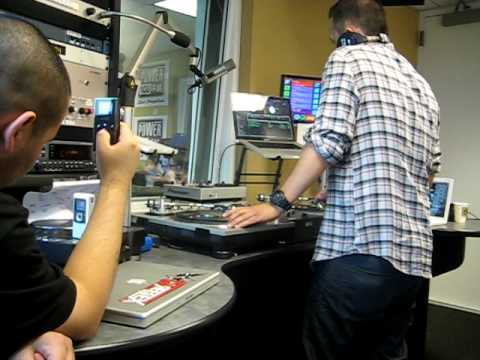 DJ VICE IN THE MIX ON POWER 106 FOR THE PARTY MIX @ NOON!!.AVI