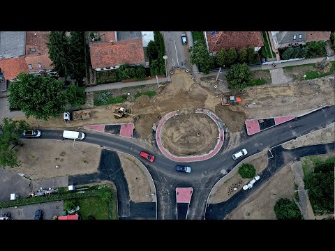Így néz ki a magasból a Család utca – Belső körút kereszteződésénél épülő körforgalom