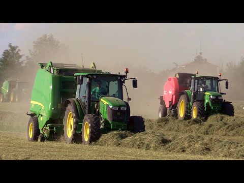 3x John Deere + JD & Kuhn hay round baler | Fienagione 2021 - Pressatura fieno