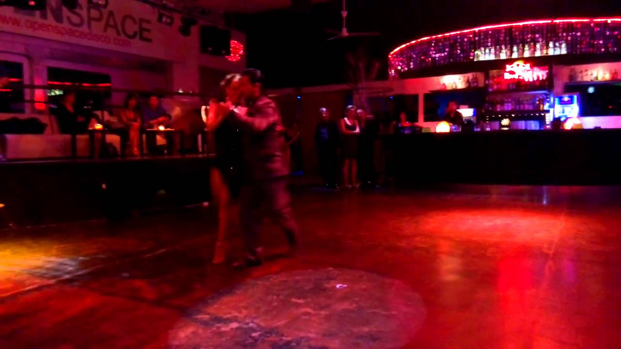 Mariana Casagrande & Daniel Oviedo    milonga  presso Open Space  di Curno  Bergamo