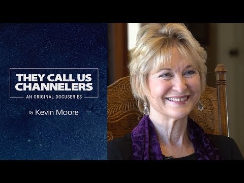 INTERVIEWING ACTRESS DEE WALLACE |  ET THE MOVIE TO CHANNELING | EPISODE 54 THEY CALL US CHANNELERS
