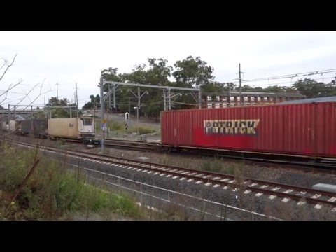 NR70 / NR23 / NR18 (Indian Pacific) with 5BM4 on Good Friday 2016