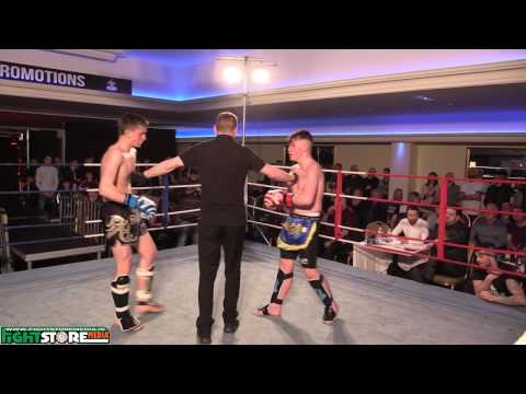 Blaine McGill vs Dean Chesher - It's Showtime 5