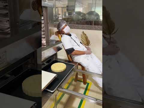 Five nut and golden ham mooncake factory assembly line! #baking #chineseburger