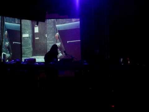 Karl Bartos (Ex-Kraftwerk) - Odiseja 2010 part 1.MPG